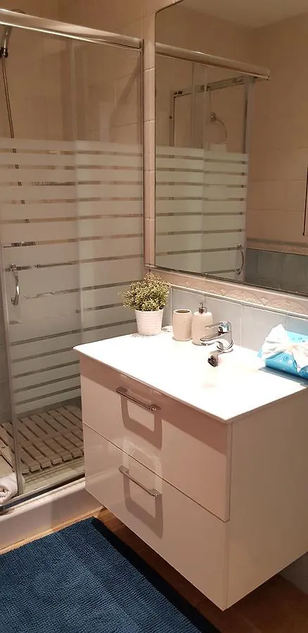 Marbella Beach Centre 2 Bedroom Faro Apartment